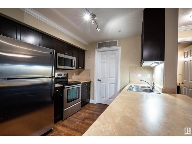 14608 125 ST NW - 203 14608 125 Street Northwest - photo 1