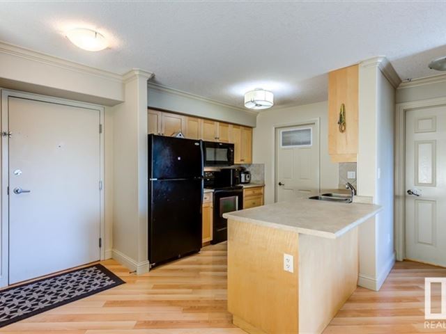 14612 125 ST NW - 209 14612 125 Street Northwest - photo 2