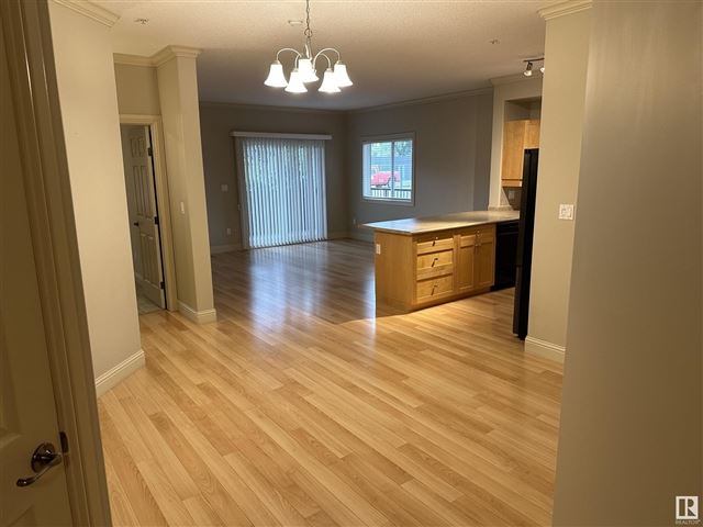 14612 125 ST NW - 112 14612 125 Street Northwest - photo 2