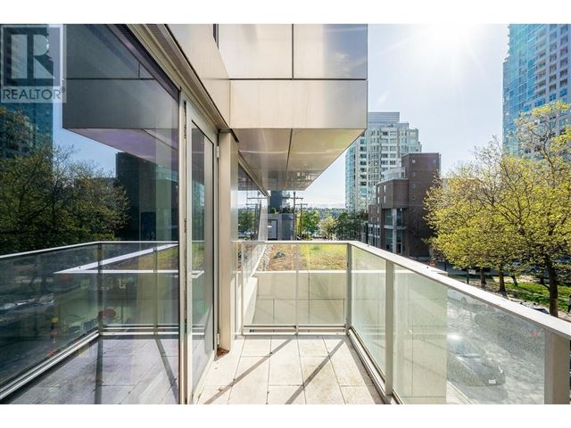 Vancouver House - 301 1480 Howe Street - photo 2