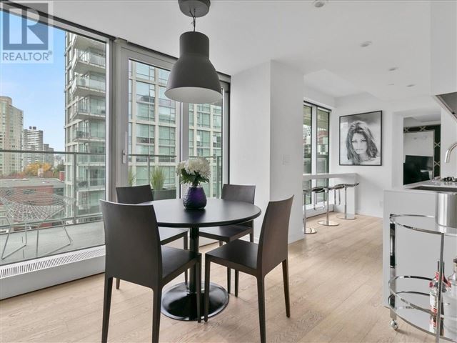 Vancouver House - 1007 1480 Howe Street - photo 1