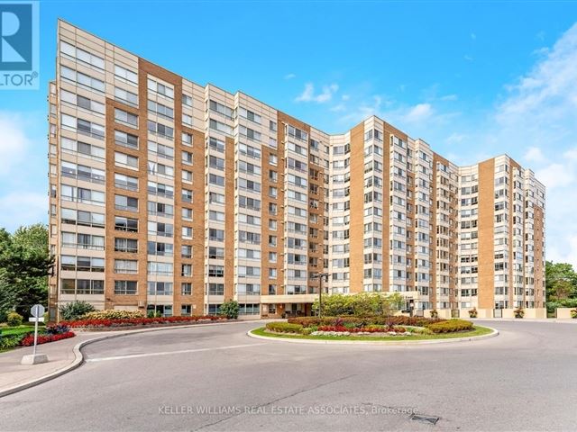 Lakewood on the Park - 203 1485 Lakeshore Road East - photo 2