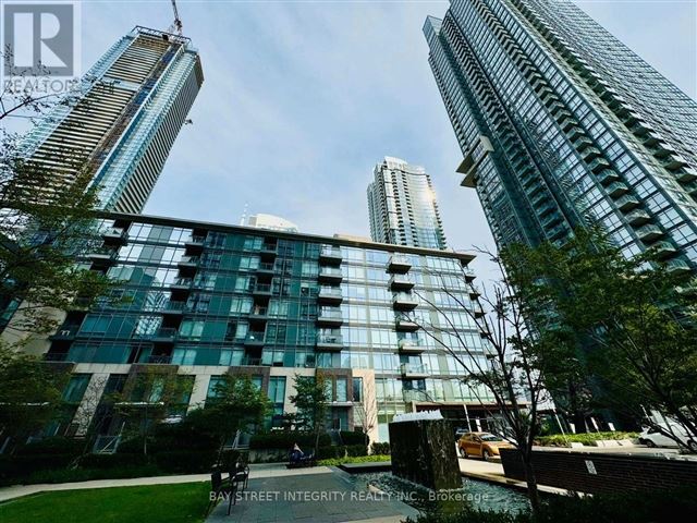 N1 | N2 - CityPlace - 812 15 Fort York Boulevard - photo 1