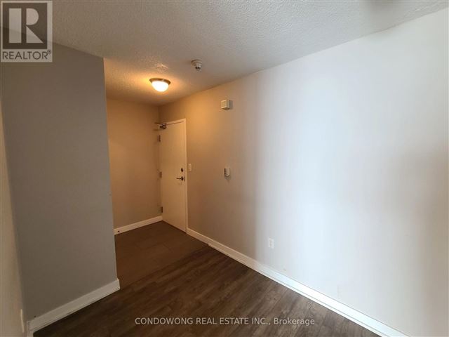 N1 | N2 - CityPlace - 3510 15 Fort York Boulevard - photo 2