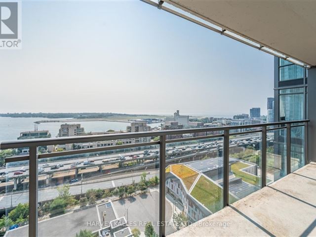 N1 | N2 - CityPlace - 2311 15 Fort York Boulevard - photo 2