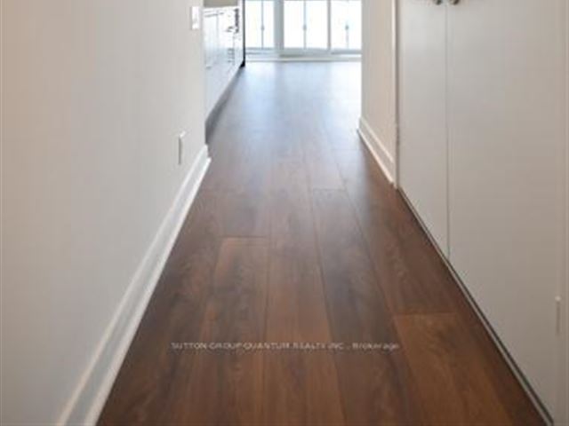 Karma Condos - 1406 15 Grenville Street - photo 2