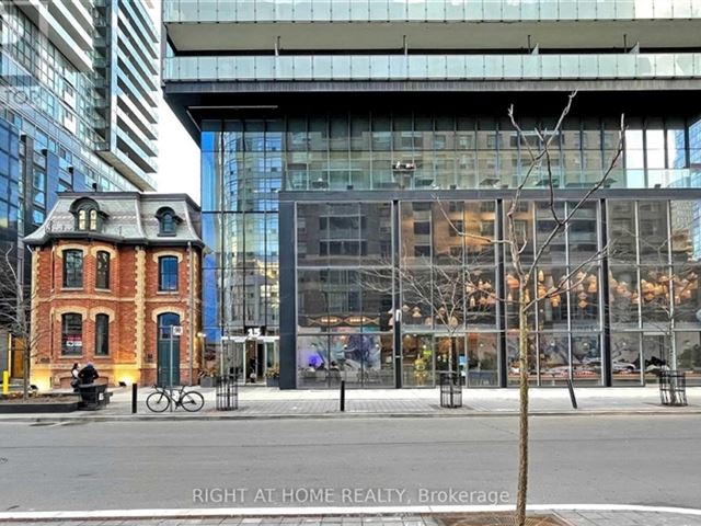 Karma Condos - 1711 15 Grenville Street - photo 2