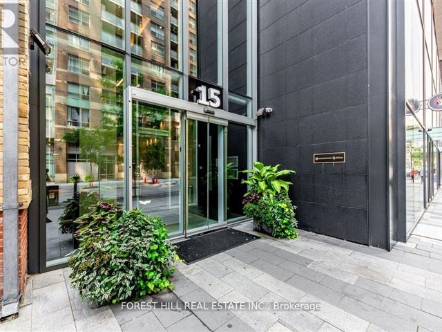 Karma Condos - 805 15 Grenville Street - photo 2