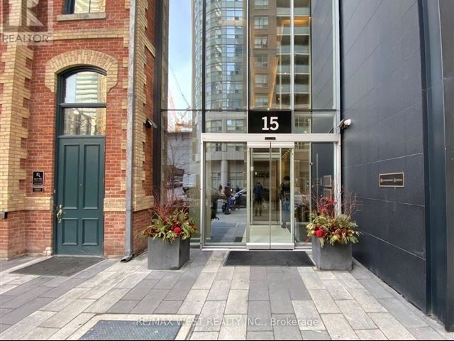 Karma Condos - 1106 15 Grenville Street - photo 1