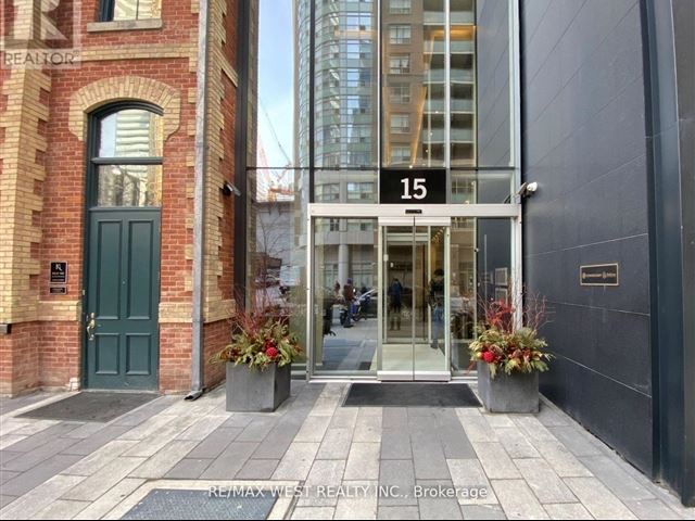 Karma Condos - 1106 15 Grenville Street - photo 1