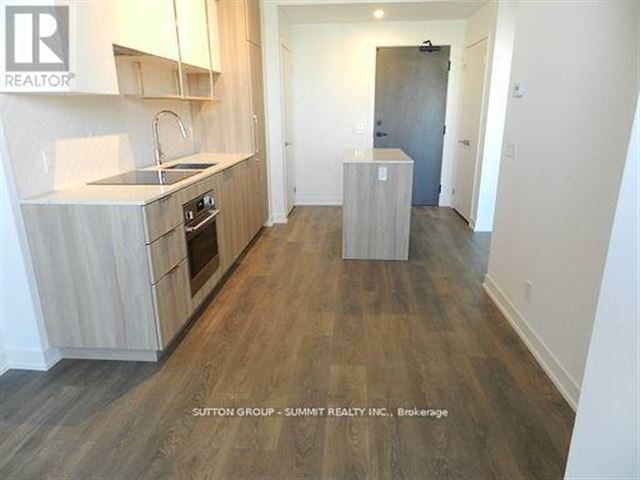 Azura Condos - 2007 15 Holmes Avenue - photo 2