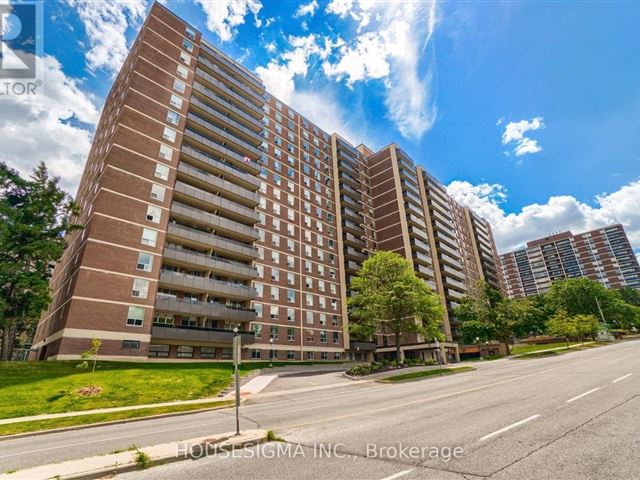 Humber Hill Towers - 1617 15 La Rose Avenue - photo 1