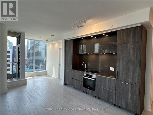 Nobu Residences - 2806 15 Mercer Street - photo 2