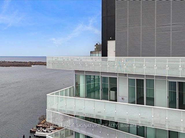 Pier 27 The Tower On The Lake - 3402 25 Queens Quay East - photo 2