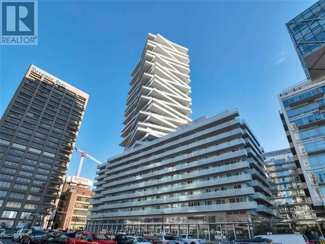 Pier 27 The Tower On The Lake - 1302 25 Queens Quay East - photo 1