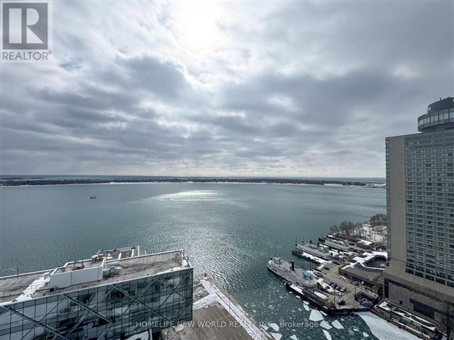 Pier 27 The Tower On The Lake - 2402 25 Queens Quay East - photo 3