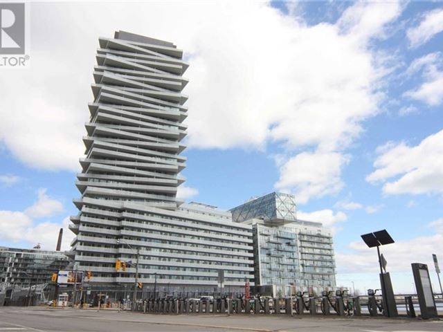 Pier 27 The Tower On The Lake - 1010 25 Queens Quay East - photo 1