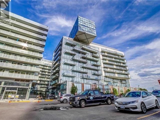 Pier 27 The Tower On The Lake - 402 25 Queens Quay East - photo 3
