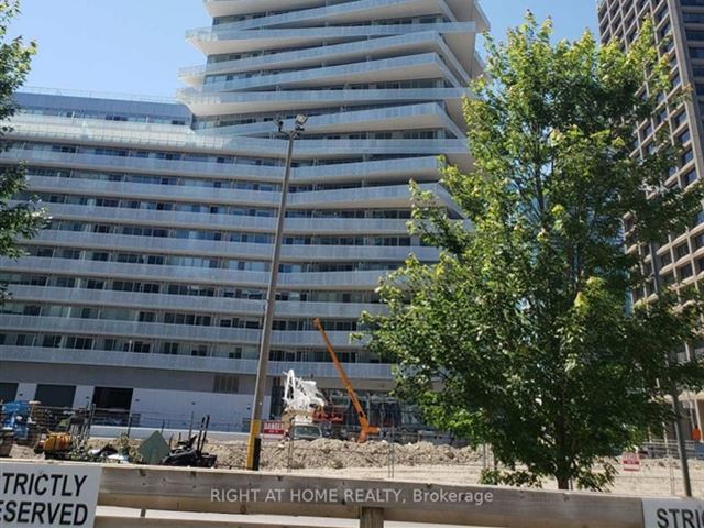 Pier 27 The Tower On The Lake - 303 25 Queens Quay East - photo 1