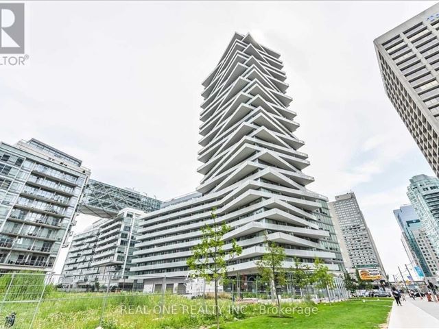 Pier 27 The Tower On The Lake - 1004 25 Queens Quay East - photo 1