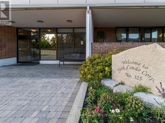 15 Torrance Road Condos - 302 15 Torrance Road - photo 2