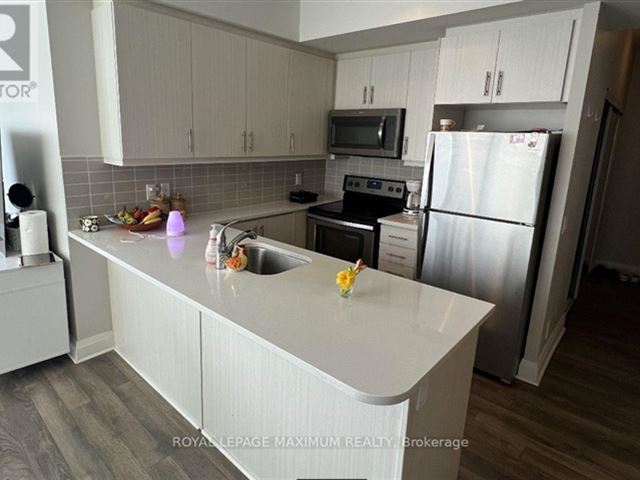 Park Towers Condominiums at IQ - 1404 15 Zorra Street - photo 2