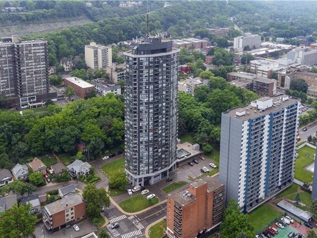 150 Charlton Condos - 1102 150 Charlton Avenue East - photo 1