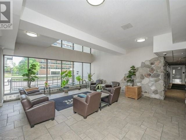 150 Charlton Condos - 303 150 Charlton Avenue East - photo 3