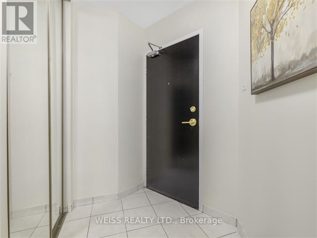 150 Neptune Drive Condos - 501 150 Neptune Drive - photo 2