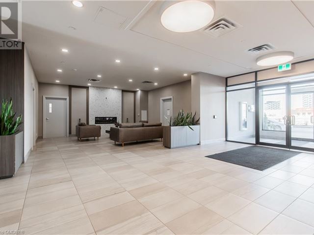 The Cosmopolitan Oak Park - 210 150 Oak Park Boulevard - photo 3