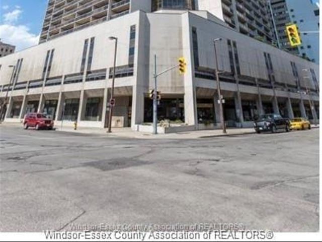 Victoria Park Place - 1410 150 Park Street West - photo 1