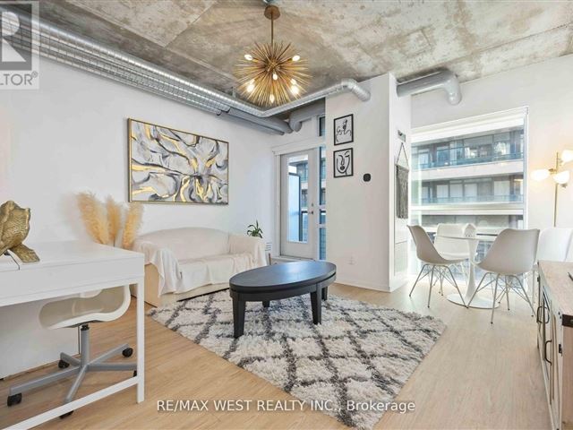 Westside Gallery Lofts - 418 150 Sudbury Street - photo 1