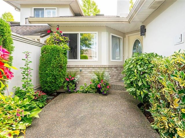 The Gardens at Semihamoo - 2 15099 28 Avenue - photo 2