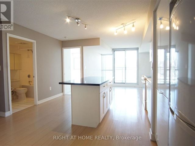 Parade 2 - Cityplace - 317 151 Dan Leckie Way - photo 1