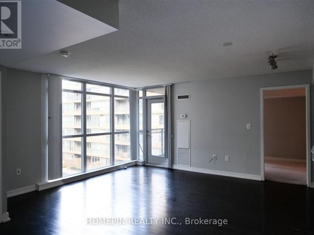 Parade 2 - Cityplace - 639 151 Dan Leckie Way - photo 2