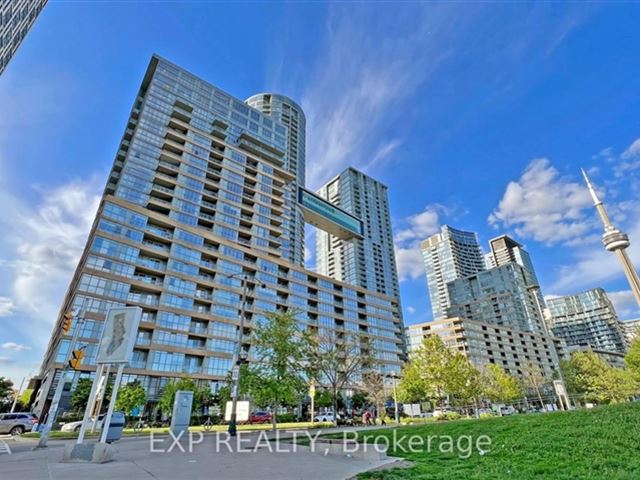 Parade 2 - Cityplace - 853 151 Dan Leckie Way - photo 2