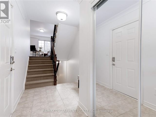 151 Green Condos - 5 151 Green Road - photo 2