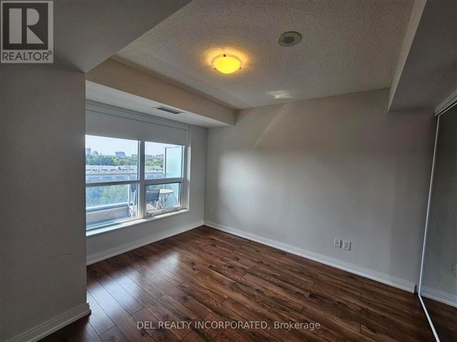 Ventus I at Metrogate - 705 151 Village Green Square - photo 3