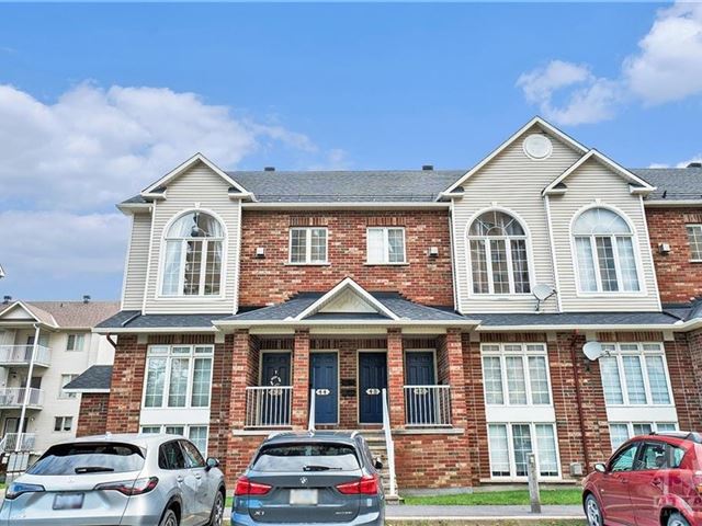 Baycrest Gardens - 44 1512 Walkley Road - photo 1