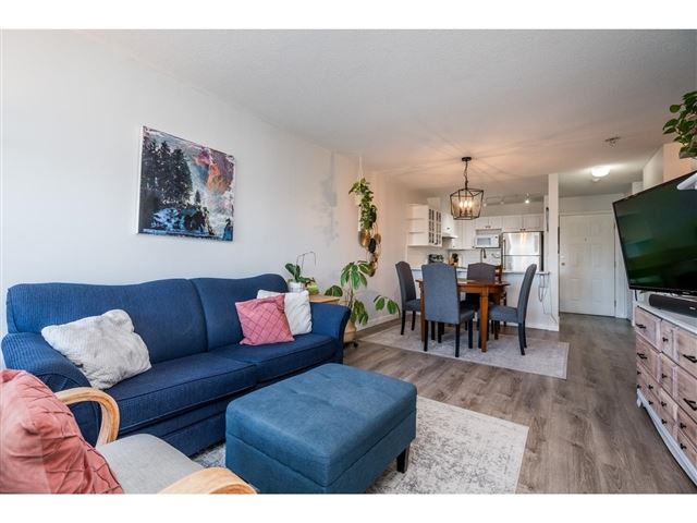 The Capilano - 209 15150 108 Avenue - photo 3