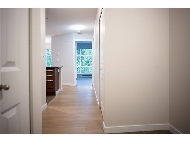 Mint - 302 15168 19 Avenue - photo 4