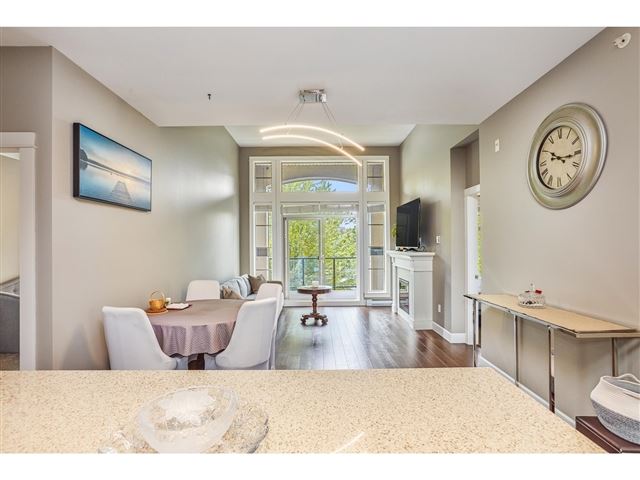 Edgewater - 308 15145 36 Avenue - photo 1