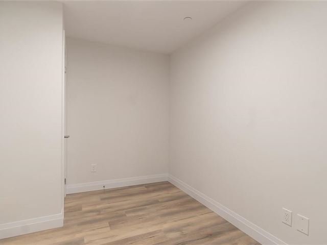 153 Wilson West Condominiums - 104 153 Wilson Street West - photo 2