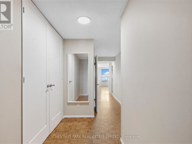 1535 Lakeshore - 1101 1535 Lakeshore Road East - photo 3