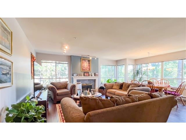 Carmel Place - 202 15375 17 Avenue - photo 1