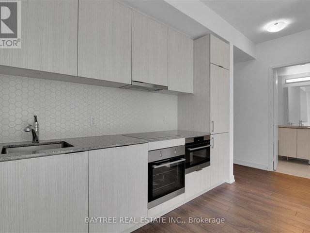 St. Lawrence Condominiums - 1616 158 Front Street East - photo 2