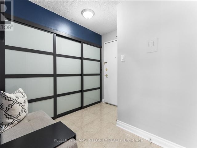 Chateau Vanier - 804 158 McArthur Avenue - photo 2