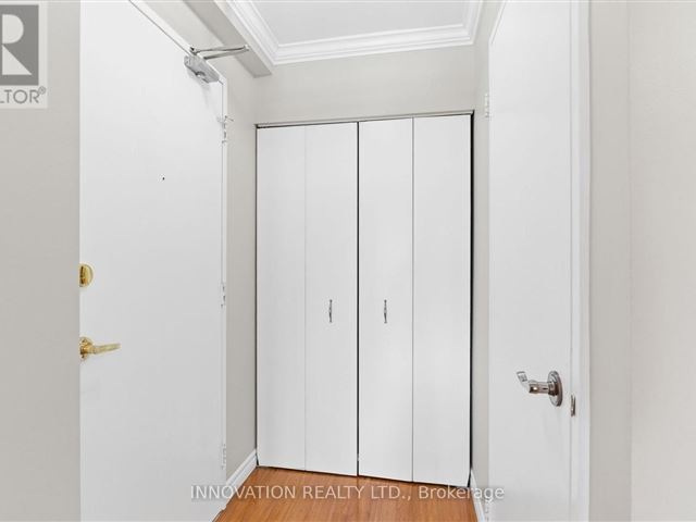 Chateau Vanier - 207 158 McArthur Avenue - photo 2