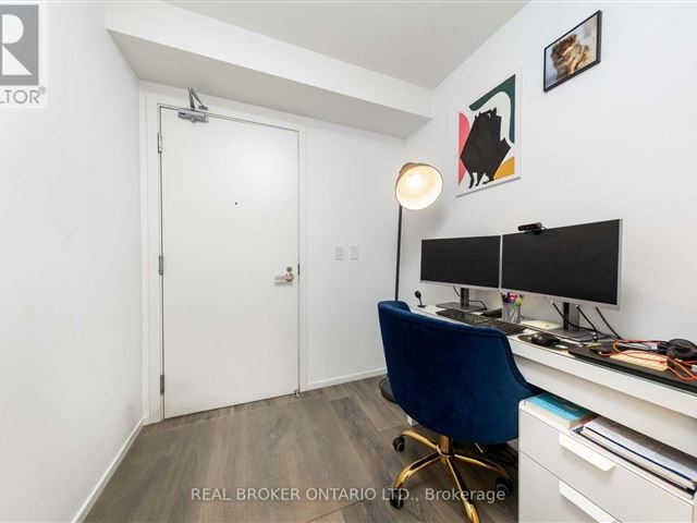 PACE Condos - 2901 155 Dundas Street East - photo 2