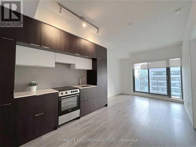 PACE Condos - 2904 155 Dundas Street East - photo 2